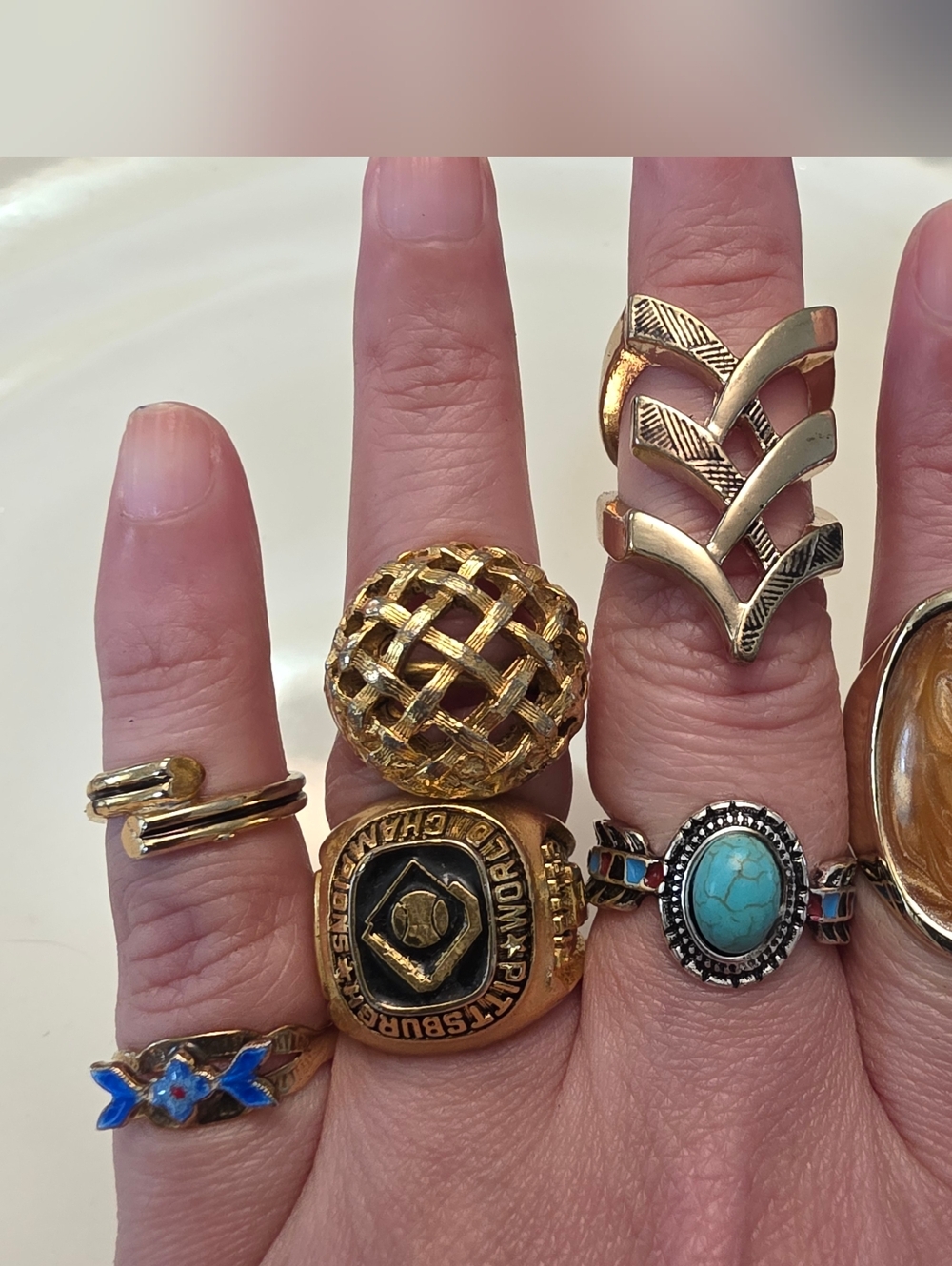 83 Piece Vintage Costume Ring Lot Bundle Estate - Picture 11 of 16
